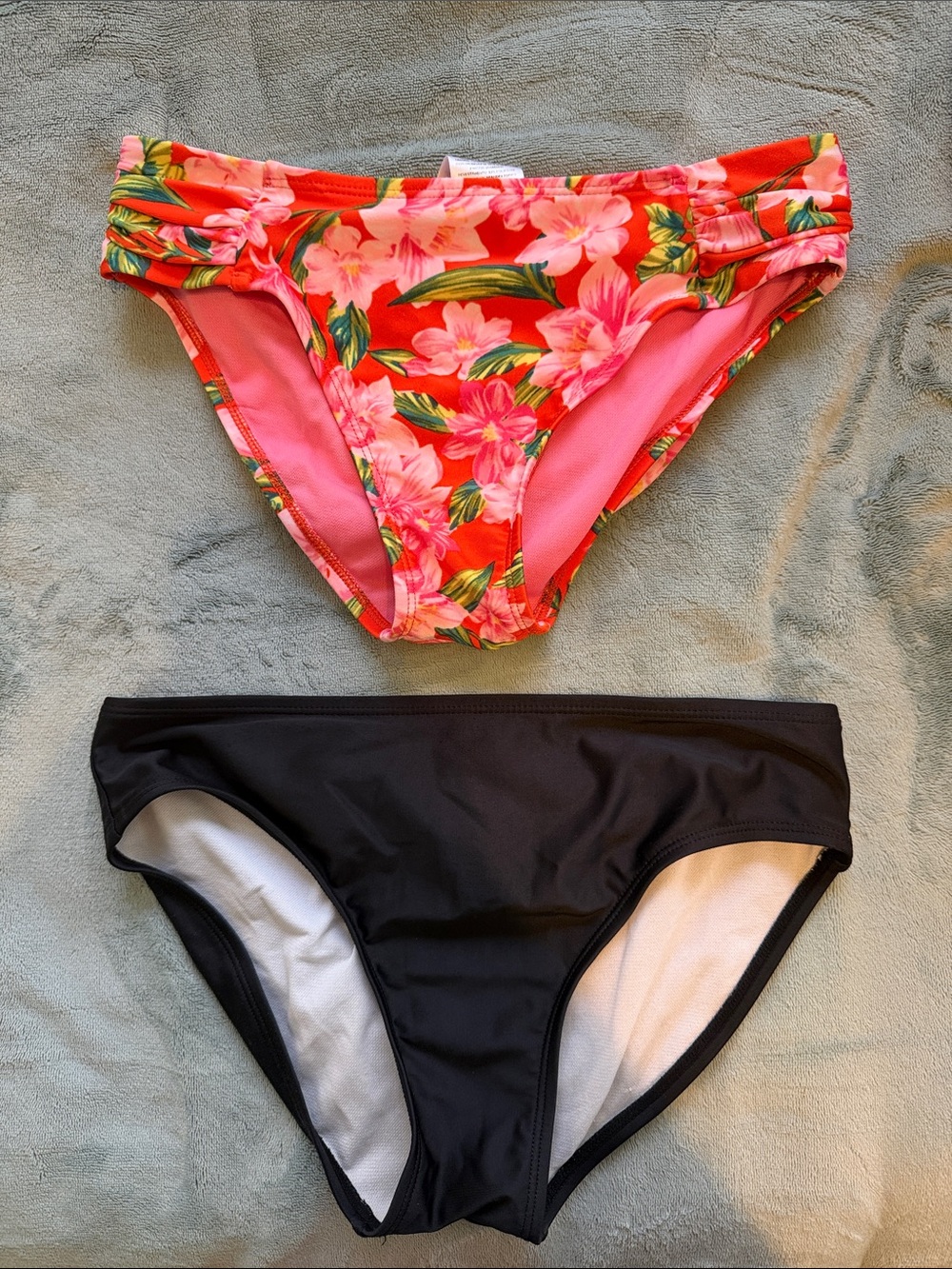 Cat & Jack Girls Floral Coral and Black Bikini Bottoms